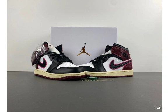 Rep Air Jordan High  Black Red OG FQ7818-101  1 FQ7818-101 0501